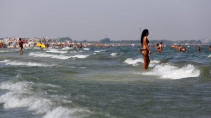 Patru milioane de români nu au văzut niciodată Marea Neagră. Jumătate din populația țării nu pleacă în vacanță în 2014