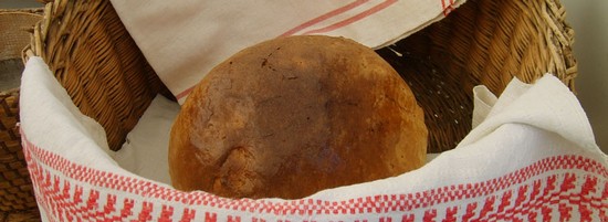 Prima ediţie a Festivalului "Spicul de Aur"  încheie Praznicul de Pită Nouă de la Pecica