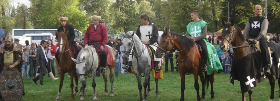 Atmosferă antică şi medievală, dar şi muzică şi sport la "Serbările Cetăţii" de la Caransebeş