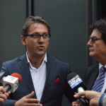 primarul Nicolae Robu porneste statia de filtrare a aerului de la Timisoara amplasata in Piata Sfantul Gheorhe