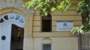 Fără festivitate la deschiderea școlii. Elevii, nemulțumiți de pierderea burselor