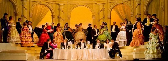 Festivalul Internaţional TIMIŞOARA MUZICALĂ continuă cu opera "Traviata"