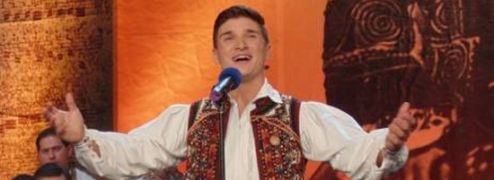 "Nu mă rup de ce-i străbun" - spectacol folcloric de lansare a noului album al lui Ciprian Pop 