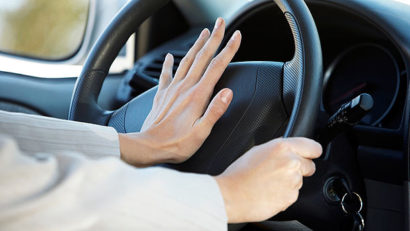 Claxoane și nemulțumiri, după ce ASF a anunțat majorarea polițelor de asigurare auto obligatorie