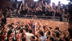 Muzică electronică cu artişti de talie mondială - un eveniment BlackOut