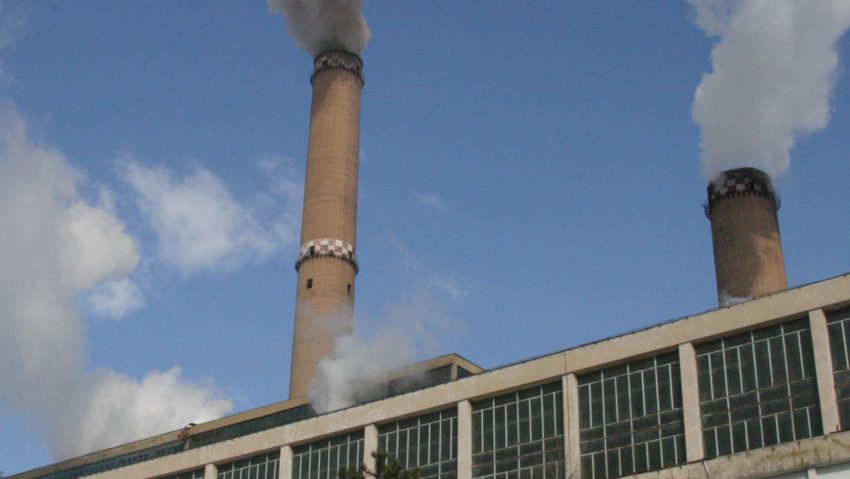10.000 de tone de substante toxice, împrăștiate anual de CET Oradea