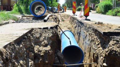 Lucrare de conectare de conducte în nordul Timișoarei; consumatorii rămân fără apă rece