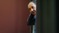 O nouă premieră la Teatrul Naţional Timişoara - "Proştii sub clar de lună" de Teodor Mazilu