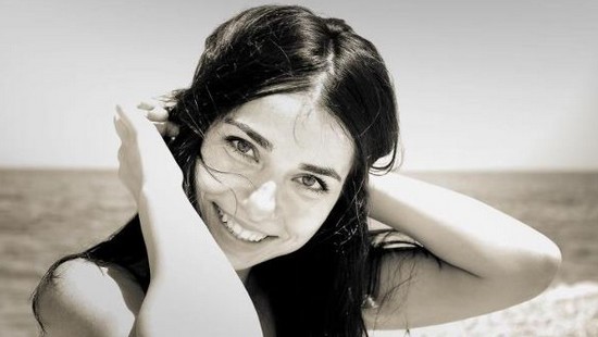 "La capătul lumii" - un show-spectacol cu Alexandra Uşurelu, la Timişoara şi Arad