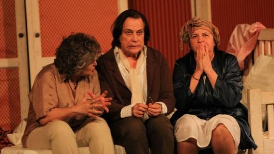 Actori celebri şi "Părinţi teribili" pe scena Naţionalului timişorean