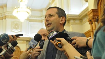 Plenul Camerei Deputaţilor a aprobat cererea DNA de reţinere şi arestare preventivă a lui Nicolescu