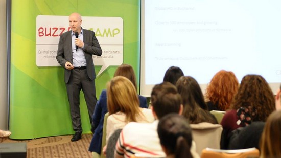 Dezvoltare personală şi orientare în carieră pentru tineri la BUZZ!camp Timişoara
