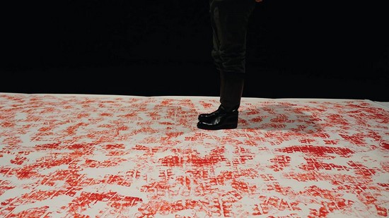 "Stânga/ Dreapta. Povestea unui erou oficial” - un Solo Show Valeriu Şchiau, la Galeria Calina