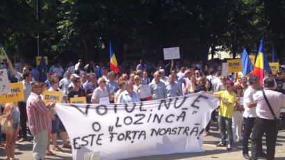 200 de persoane, la mitingul împotriva Guverului Ponta, la Timișoara