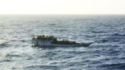 Autorităţile australiene au plătit traficanţi pentru ca o ambarcaţiune cu imigranţi să se întoarcă în Indonezia