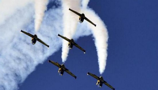 Show aviatic aniversar la Aeroportul Internaţional Timişoara