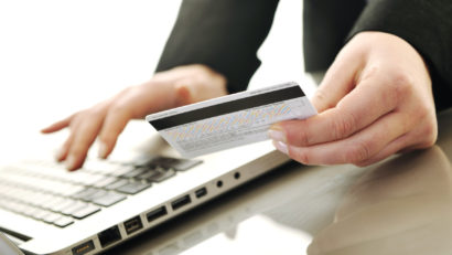 BCR a întrerupt în weekend operaţiunile de schimb valutar prin internet banking