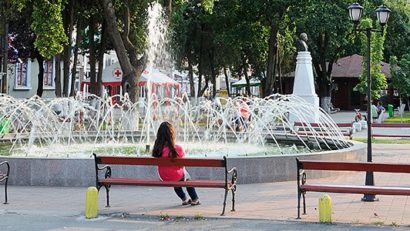 Probleme în alimentarea cu apă potabilă la Chișineu Criș. Începe forarea de noi puțuri de apă