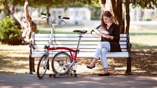 "Cititori pe bicicletă" - un eveniment în premieră naţională la Timişoara şi Lugoj