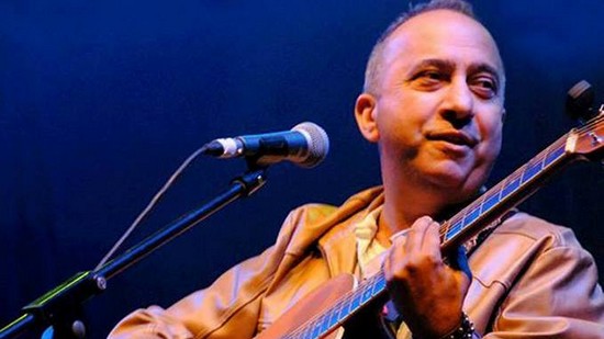 "Nebun de alb" - concert folk de excepţie cu Emeric Imre, la Covaci