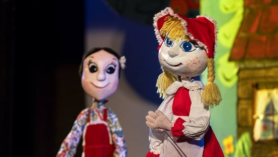 Teatrul Merlin - spectacolele lunii noiembrie, cu o premieră: Hansel şi Gretel
