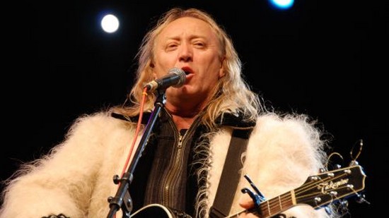 "Colinde de Crăciun" - două concerte cu Ştefan Hruşcă, la Timişoara