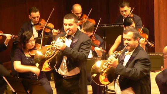 Concert de corn la Filarmonica Banatul