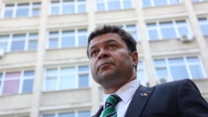 Marilen Pirtea: Voi reflecta asupra propunerii de preluare a MEC