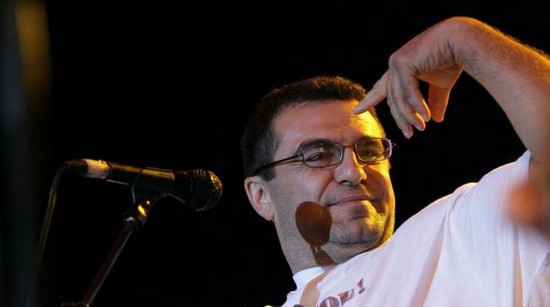 Mihai Mărgineanu lansează albumul "Teatrul minciună" la Timişoara
