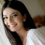 "Povesteşti şi Călătoreşti la Cărtureşti" cu Alexandra Uşurelu