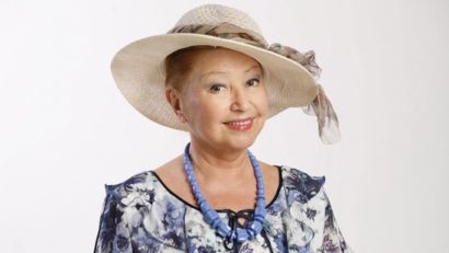 Comedia ”Triunghiul femeilor” cu Rodica Popescu Bitanescu, un cadou pentru iubitorii de teatru din Bocșa