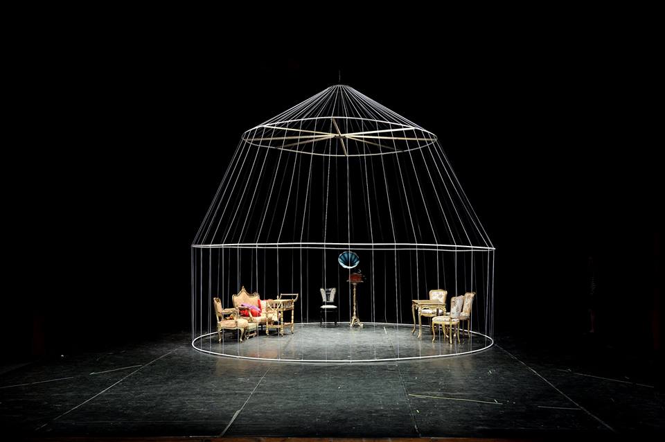 Drama "Iubire" pe scena Teatrului Dramatic "Ion D.Sârbu"