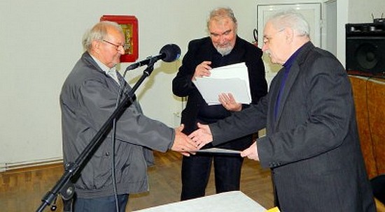 Poşmândre, fabule şi şozănii în volumul ”Dintr-o margine de sat ...” care se lansează la Timișoara