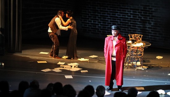 "Scrisori de dragoste către Stalin", la Sala 2 a Teatrului Naţional Timişoara