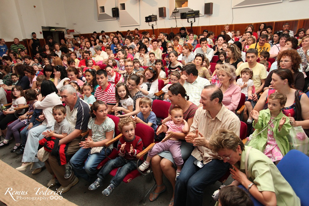 "Capra Cu Trei Iezi" la Sala Arcadia