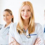 Locuri de muncă pentru personalul medical la târgul ”Cariere în alb” de la Timișoara