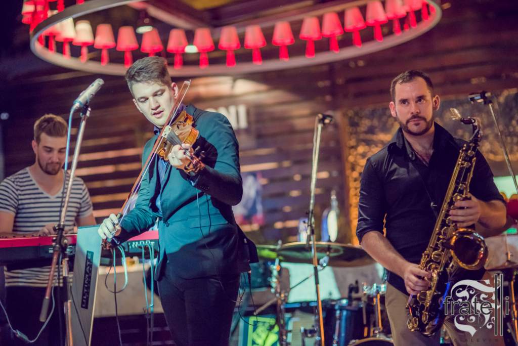 Concert "Peet Project" - pop, funk şi jazz - în "Bodega"