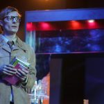 REPROGRAMAT - "M-am hotarât să devin prost" - 5 reţete de supravieţuire pentru oamenii prea deştepţi, la TNT