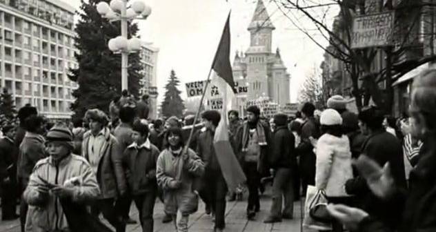 Elevii de liceu vor studia istoria Revoluției din 1989