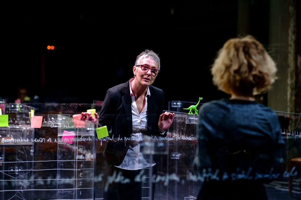 "Vârful Aisbergului" la Teatrul Clasic Ioan Slavici