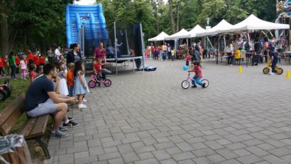 Părinții cer mai multe leagăne în Parcul Copiilor. Răspunsul Primăriei Timișoara