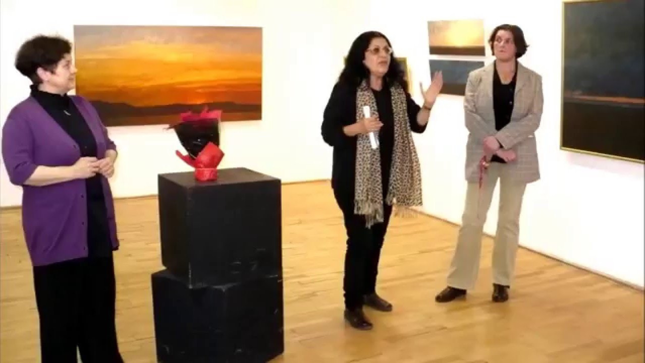Vernisaj expoziţie Flora Răducanu, la "English Pub"
