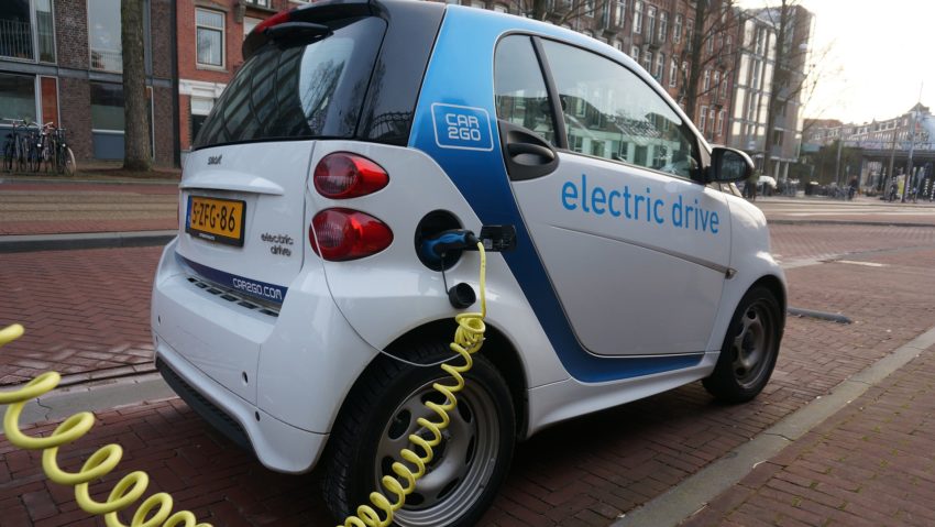 Vă doriți o mașină electrică? Începe programul Rabla Plus Vă doriți o mașină electrică? Începe programul Rabla Plus