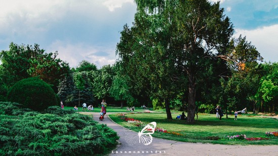 Muzică și artă contemporană la prima ediție a festivalului ”Launmometdat în parc”, la Timișoara