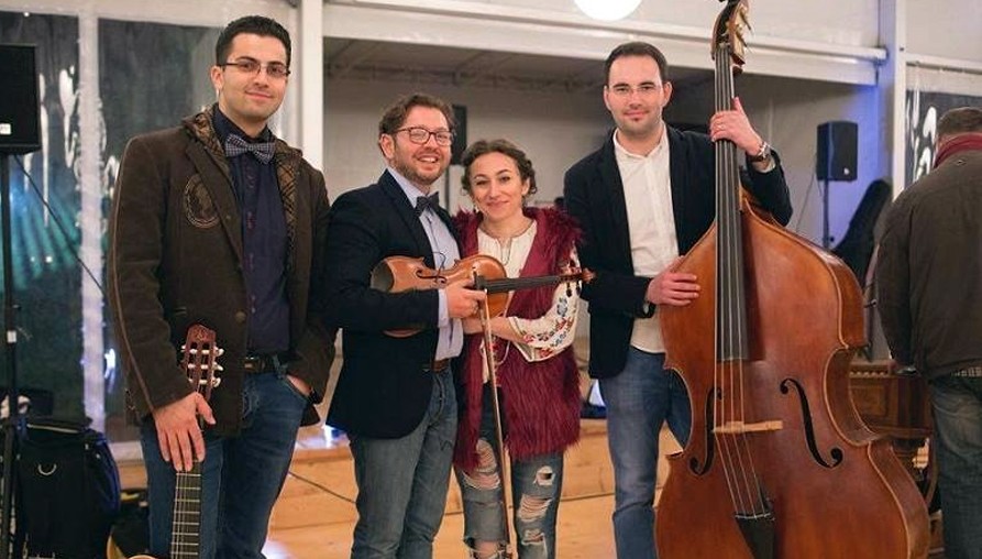 "Duo Colompar and Friends" în "English Pub"