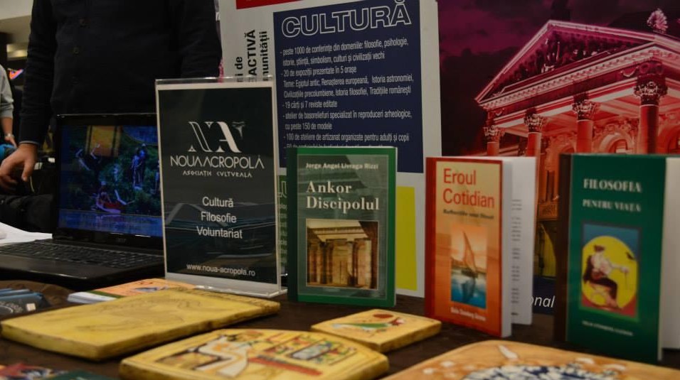 "Este timpul un prieten?", la Librăria Cărtureşti