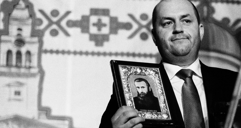 Expoziţie de Fotografie politică la "Joy's Cafe"