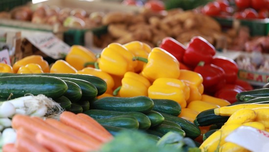 Legume, fructe și produse tradiționale la ”Roadele Toamnei” de la Muzeul Satului