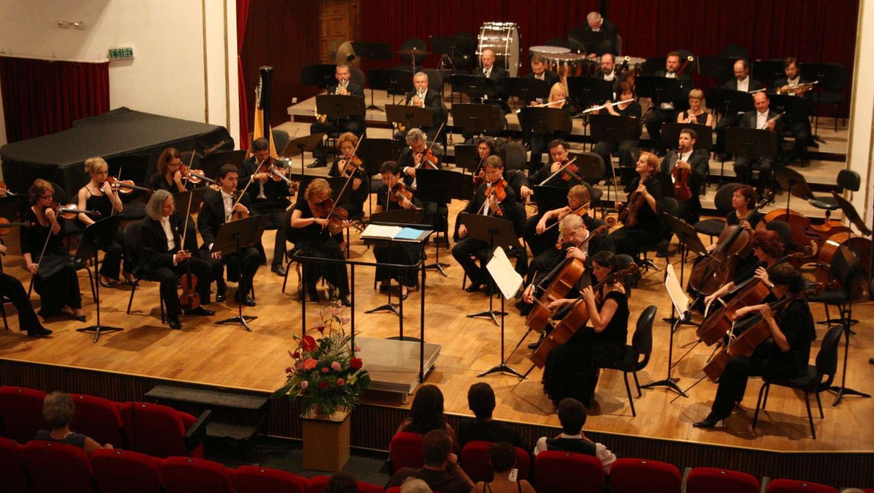 Concert simfonic Sibelius - Bruckner, la Filarmonică