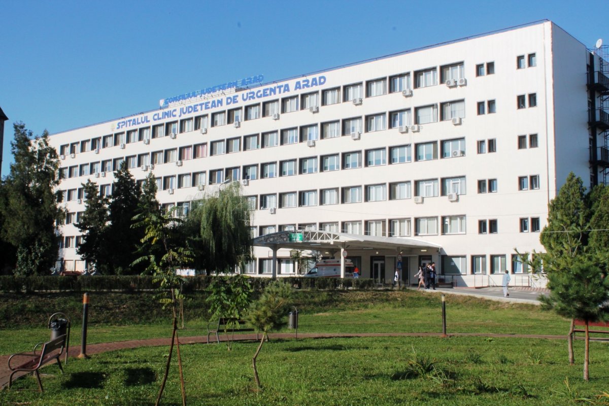 Secţie COVID-19 închisă la Spitalul Judeţean Arad, după scăderea numărului de pacienți